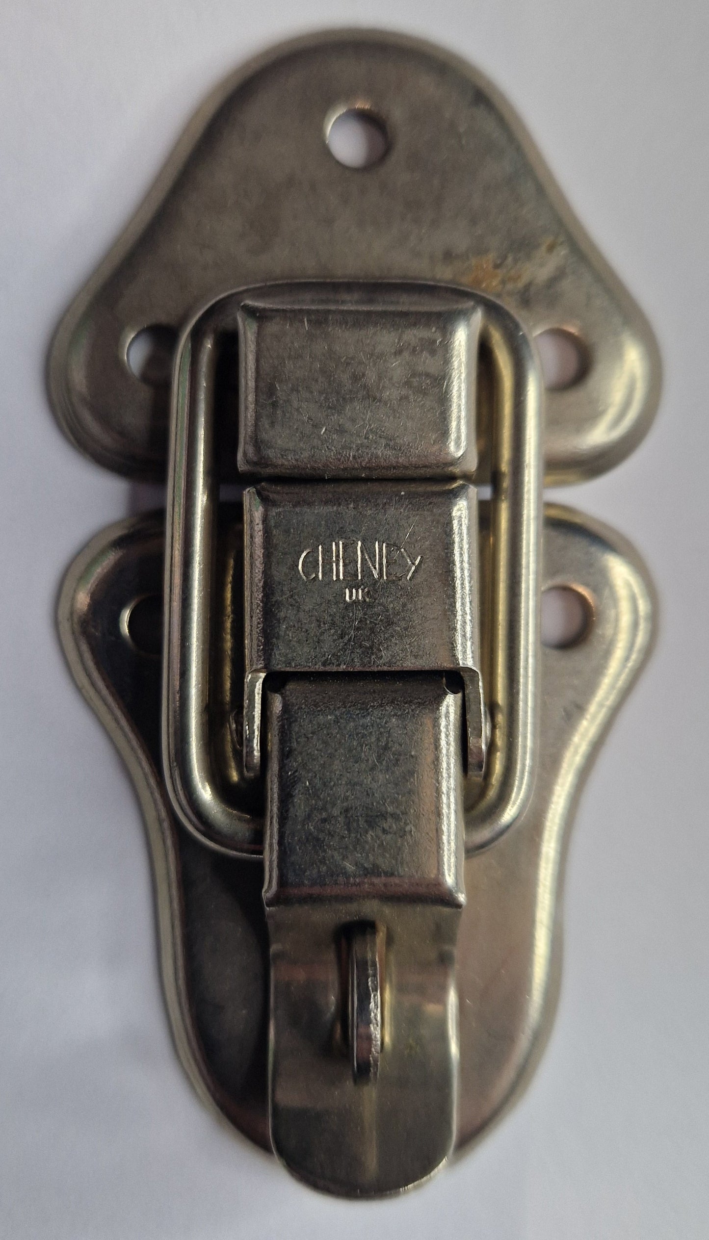 Cheney Large Case Catch